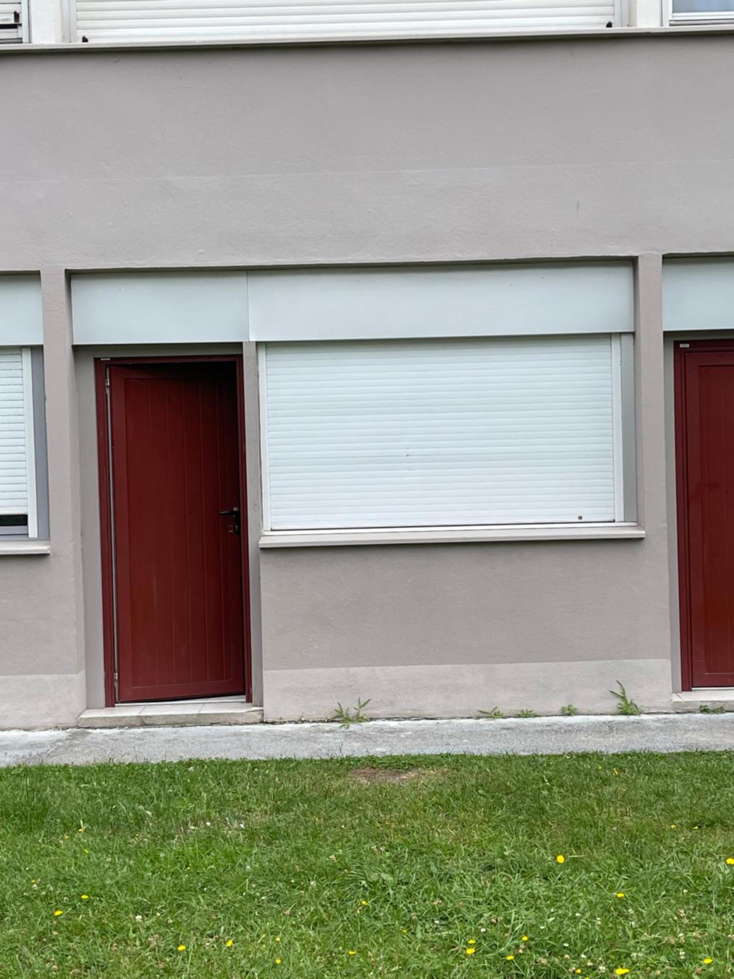Appartement Ou Studio En Hyper Centre, Pour La Plage Et La Rue Pietonne Il Suffit De Traverser La Rue , Voir La Photo Principale أنديرنو لي بان المظهر الخارجي الصورة